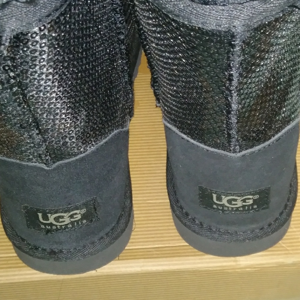 Ugg Boots Black Sequins size 9